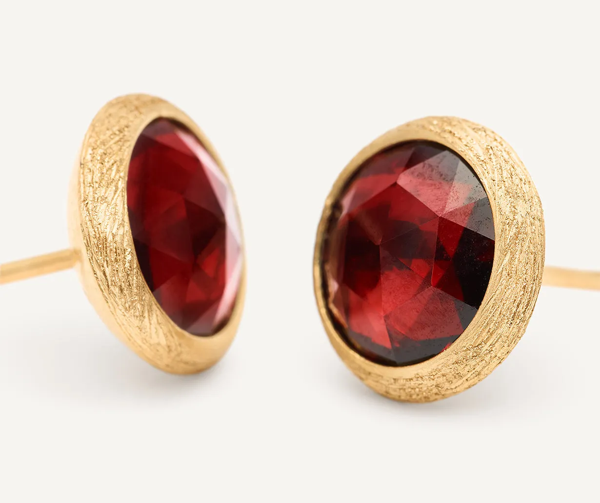 18K Yellow Gold Garnet Stud Earrings