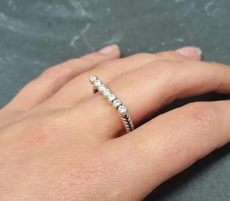 Bubble Bar Ring - Silver Horizontal Ring - Silver Twisted Band