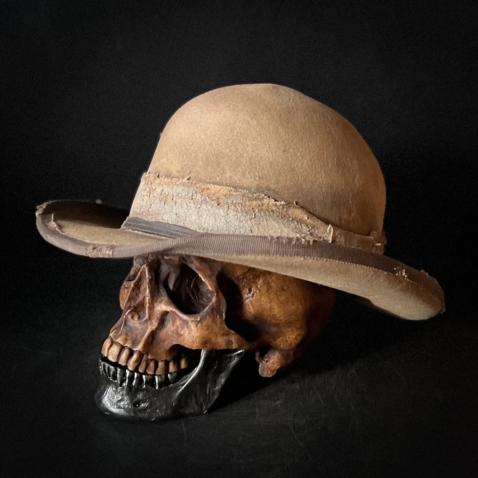 Filthy Crook Old-World Charm Chapeau Hat