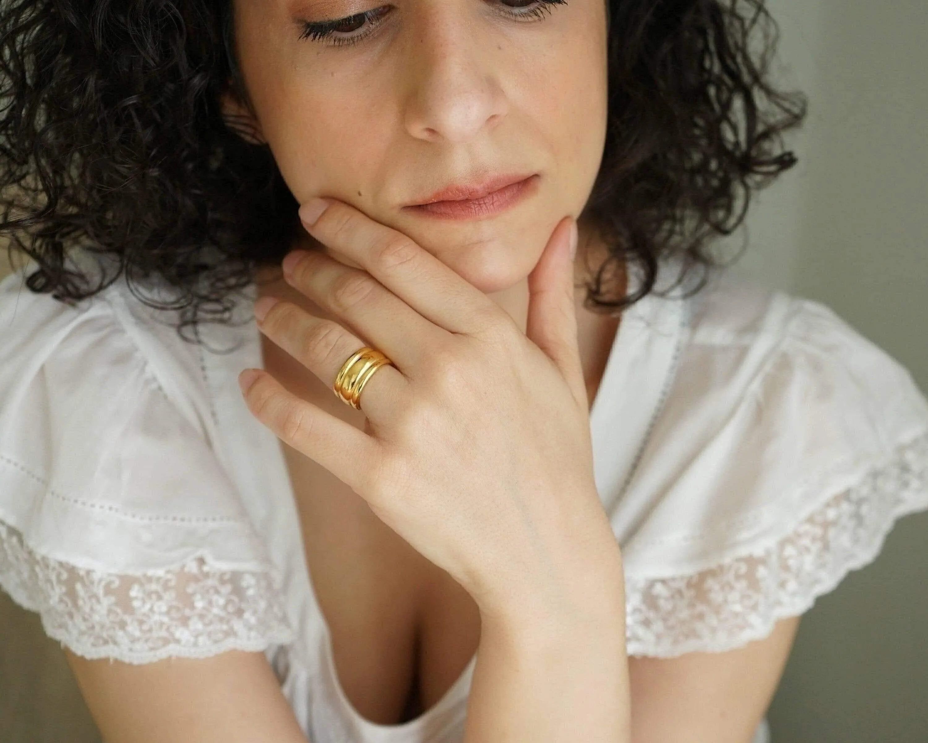 Gold Band Ring with Inner Floral Pattern