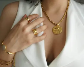 Gold Band Ring with Inner Floral Pattern