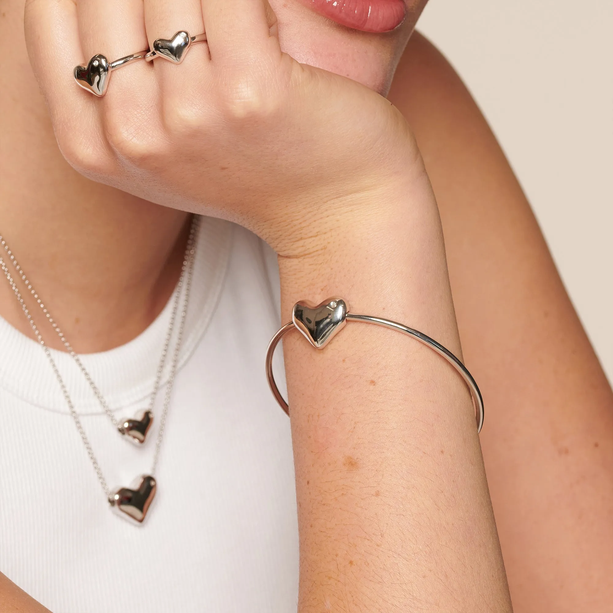 Hot Diamonds Desire Bangle | Sterling Silver