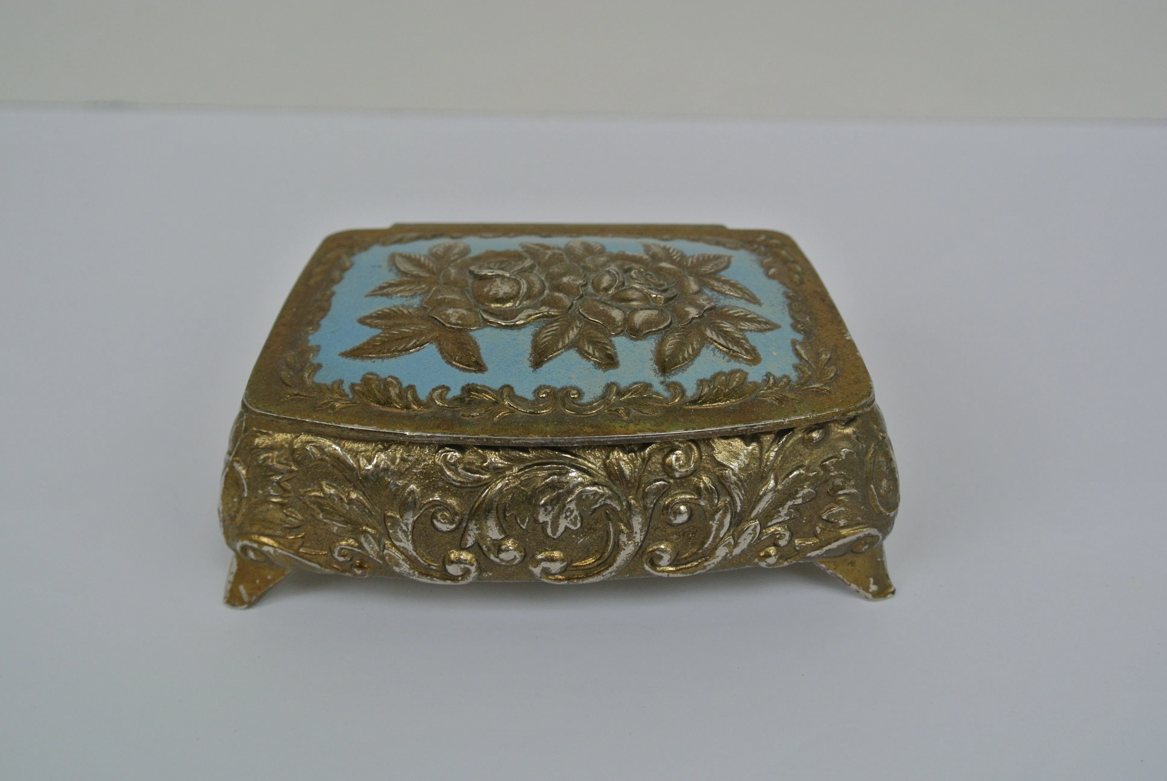 La Fleur La Bleu Ring Box