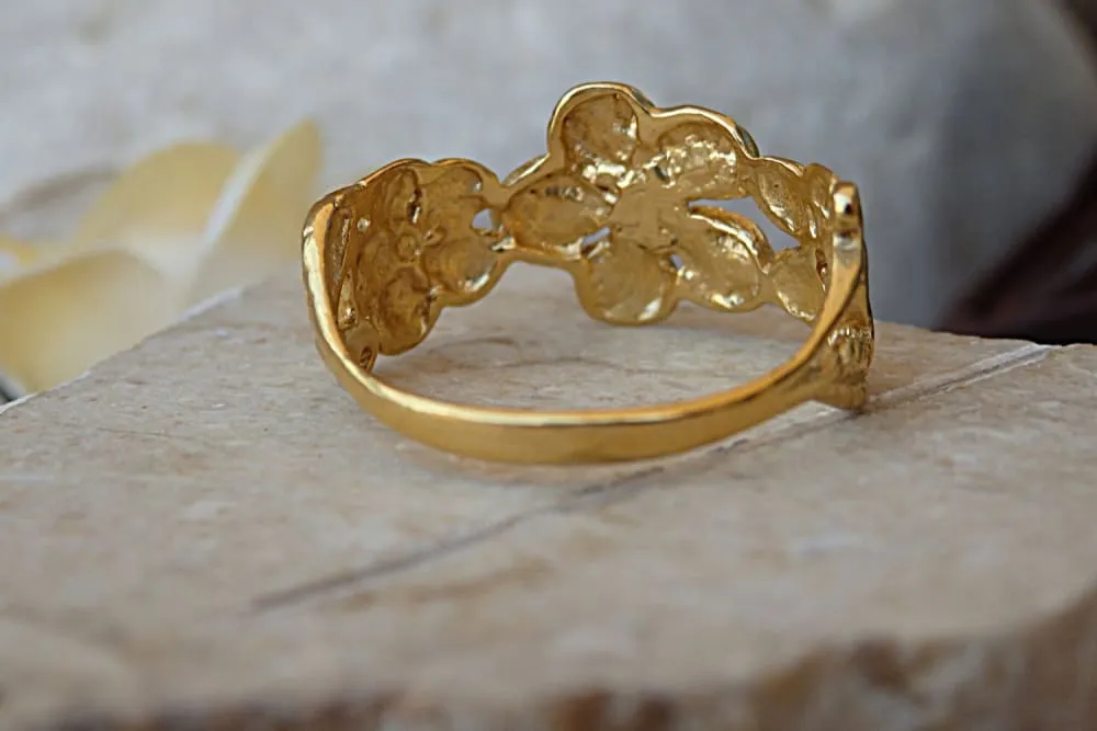 Opal flower ring