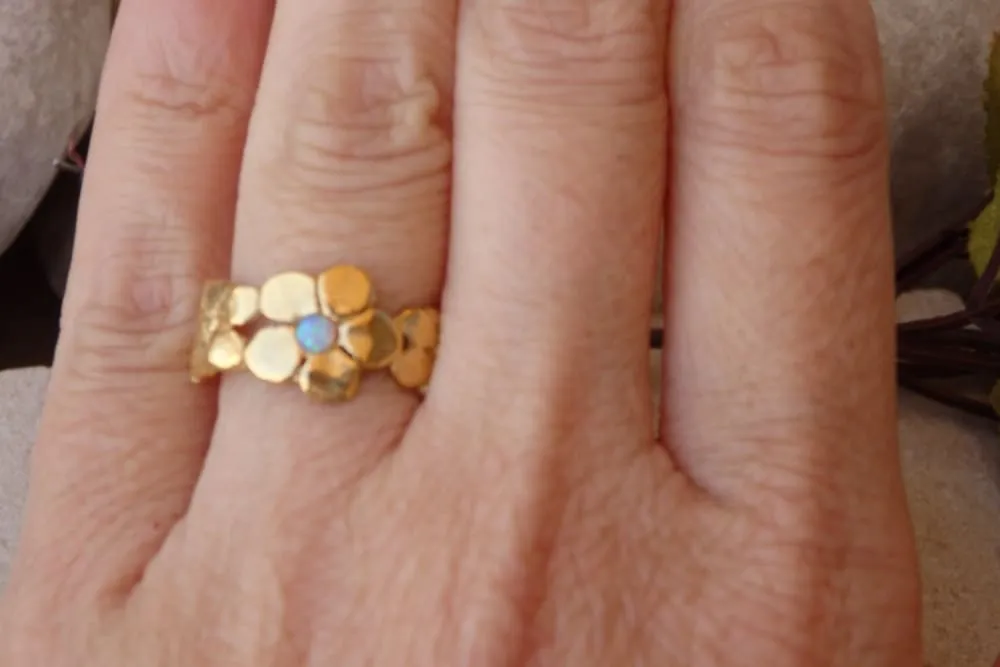 Opal flower ring