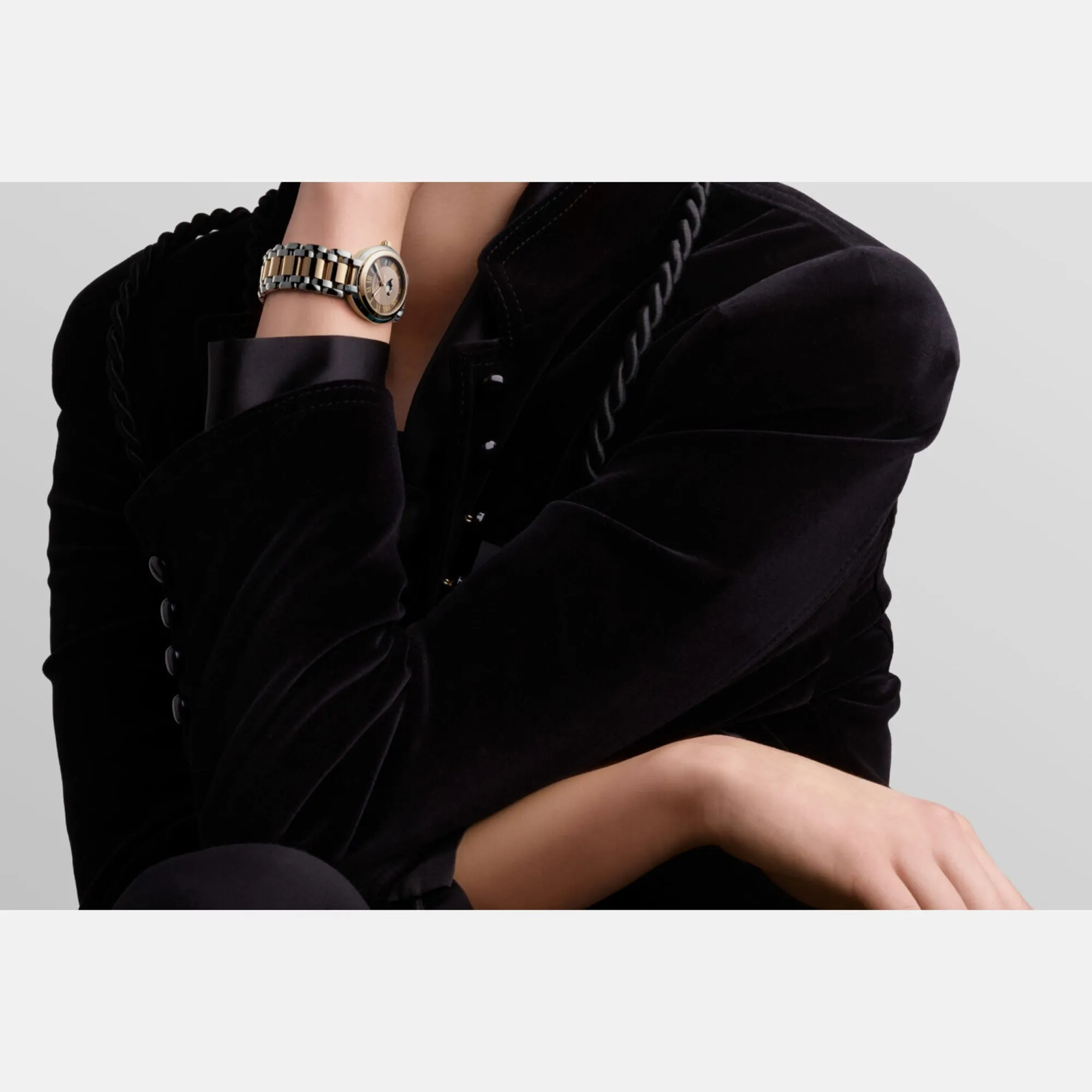 Women Rose Gold Analog Stainless Steel Watch L81155617